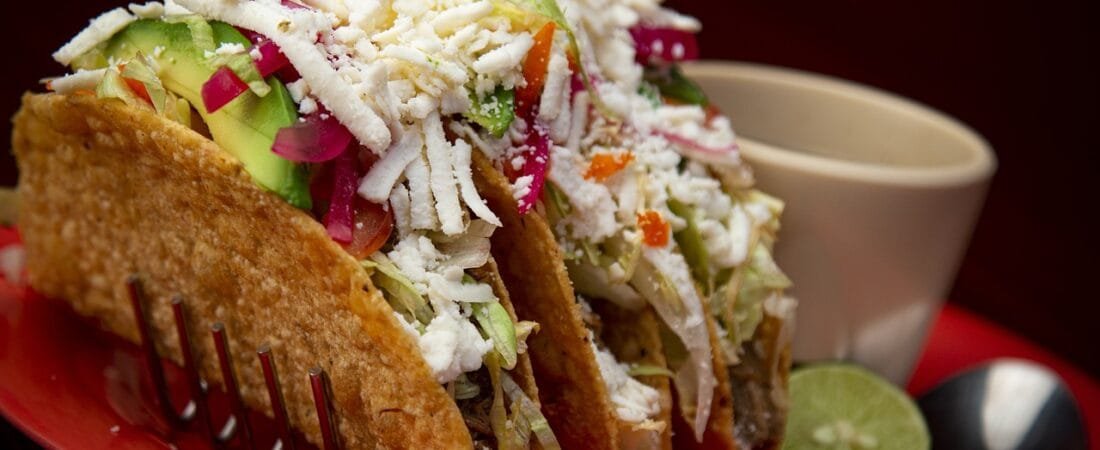 High-Fiber Black Bean Tacos with Avocado & Veggies – Ready in 20 Minutes!